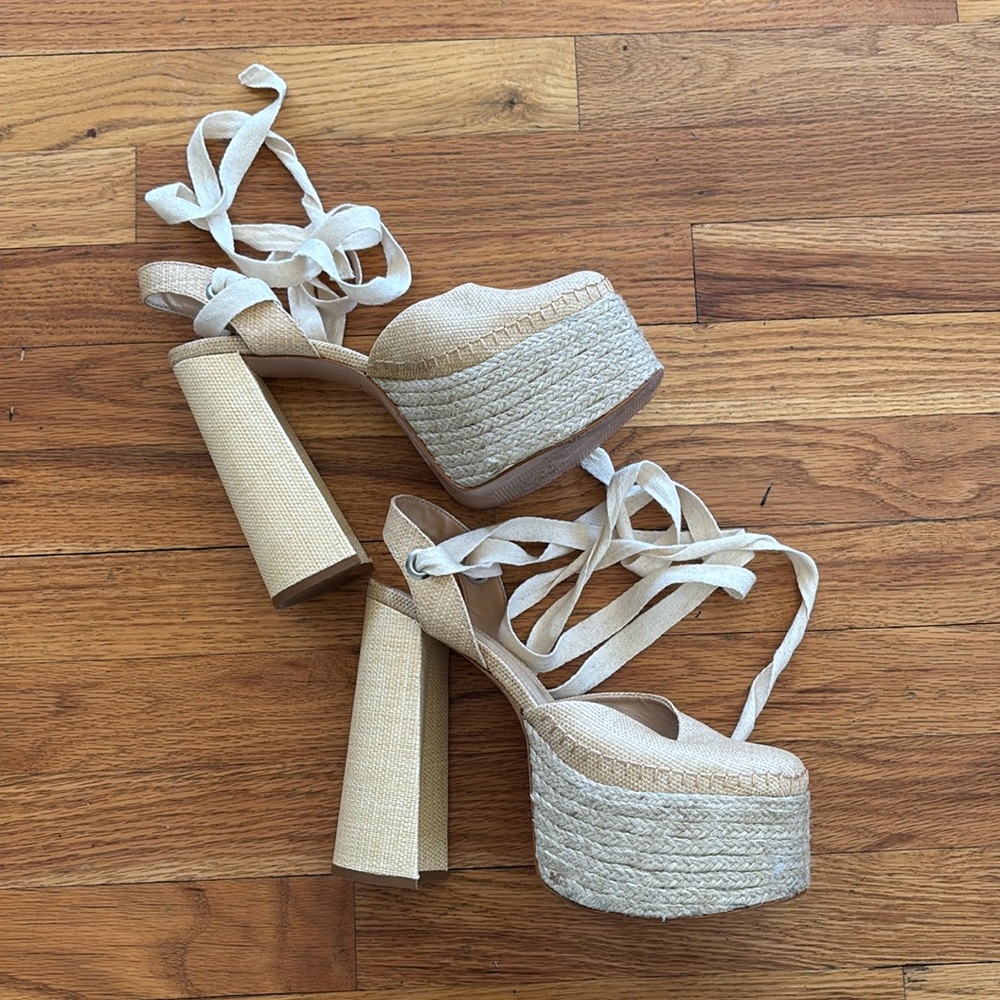 SCHUTZ Platform Heel